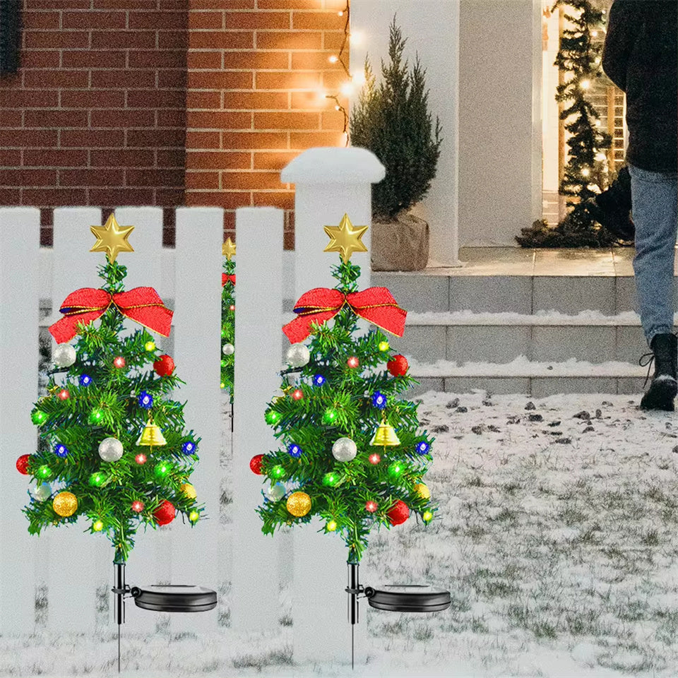 Solarbetriebene Weihnachtsbaumbeleuchtung - Perfekt für drinnen und draußen!