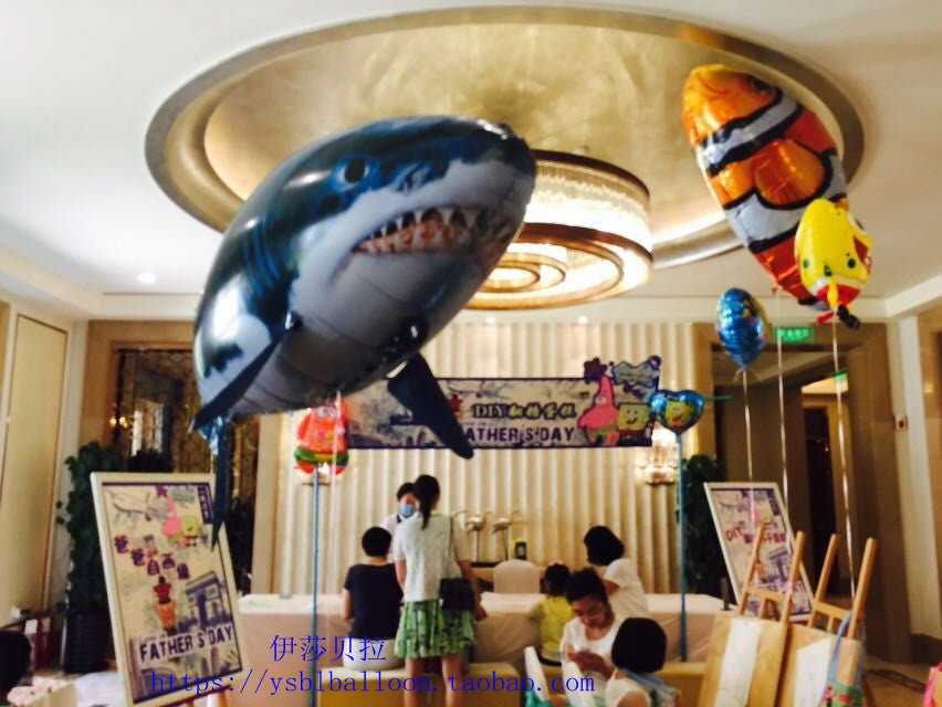Bloony™ Fernsteuerung Fliegender Hai-Ballon™ | 50% RABATT