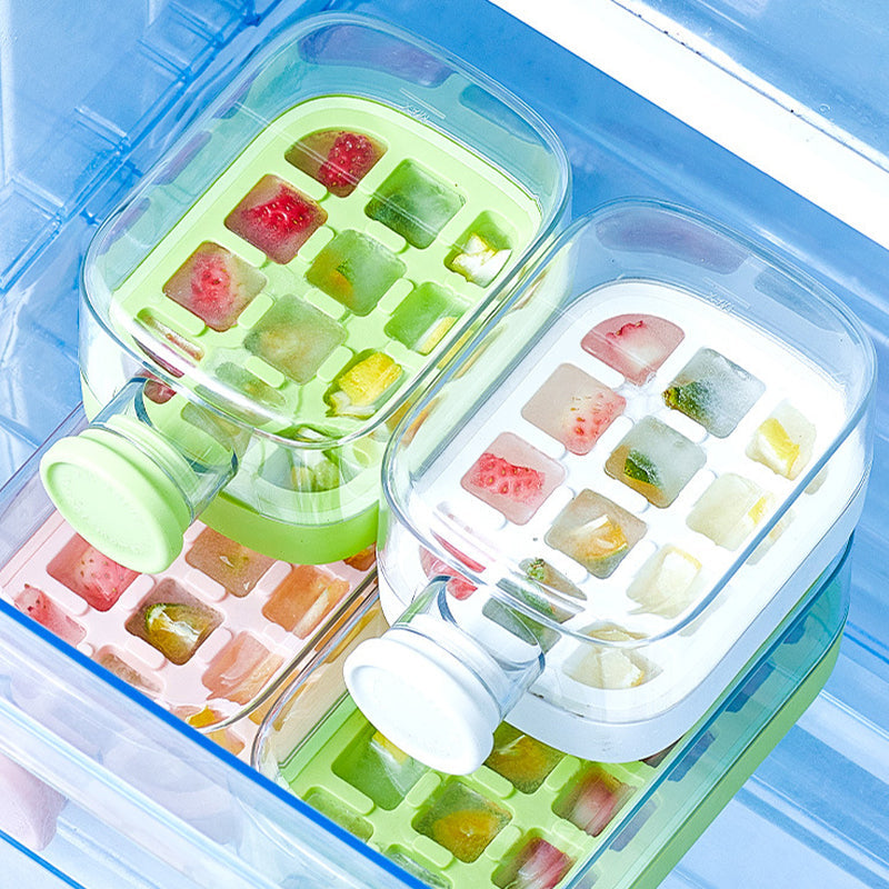 Press-To-Cold Eiswürfelform & Wasserkocher