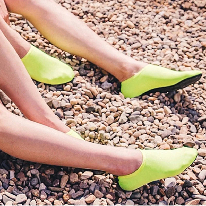AquaShoes: Unisex-Schwimmschuhe für nackte Füße