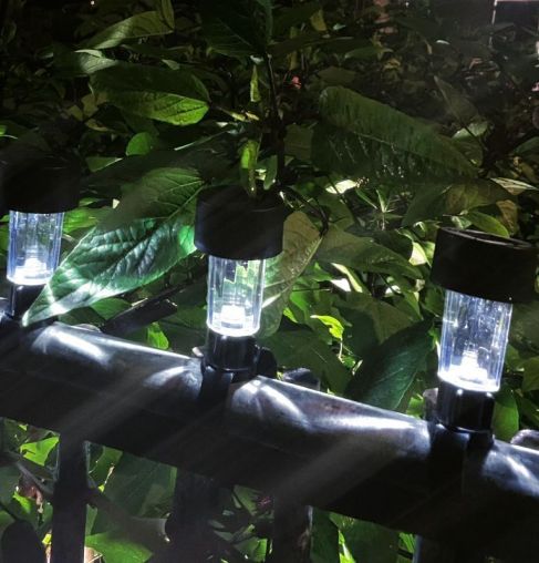 AquaGlow – Solar LED Poollichter Set | 50% RABATT