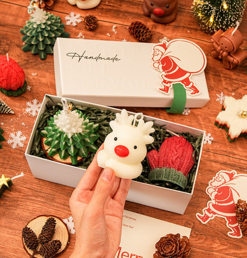 FestiveGlow – Weihnachtsduft-Kerzen-Set im Geschenkbox