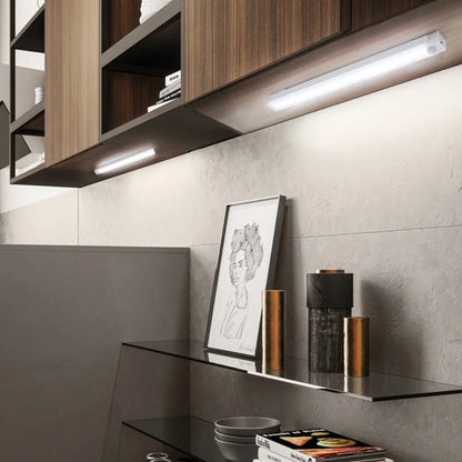 GlowSense – LED-Lichtleiste mit Bewegungssensor | 1+2 GRATIS
