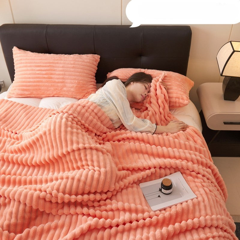 CosyLuxe – Kuscheldecke aus dickem Kaninchenplüsch & Milchsamt (inkl. 2 Kissenbezüge)