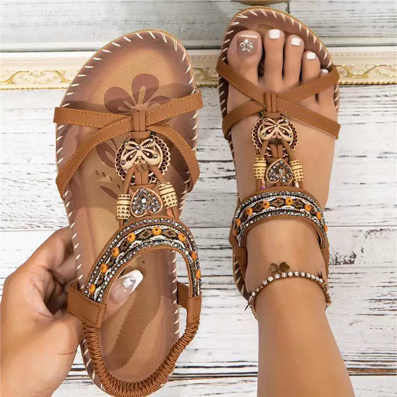 Neue Sandalen im Bohème-Stil