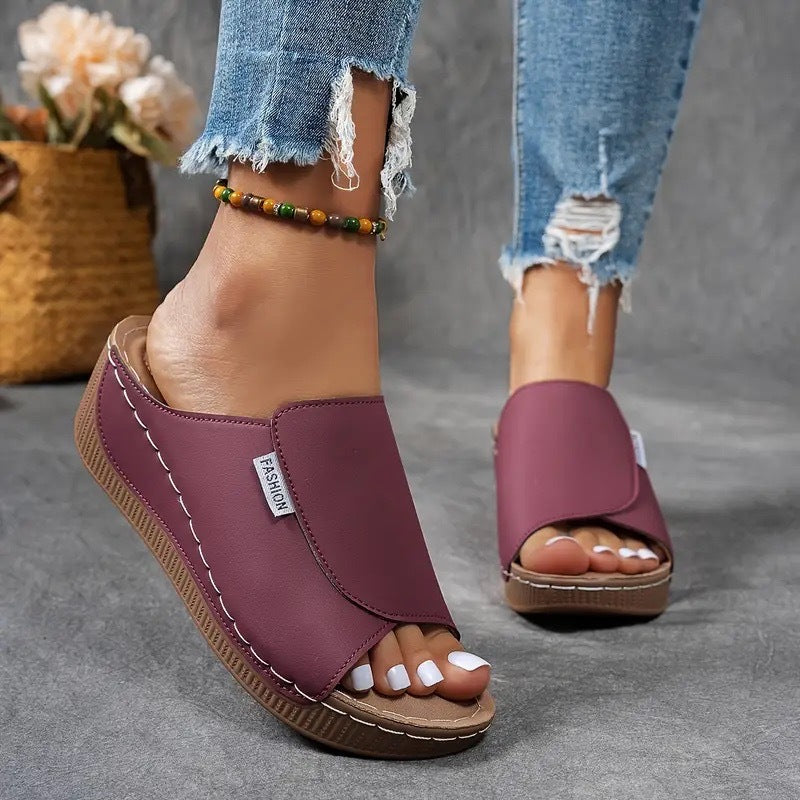 Bequeme Slides mit Fußgewölbeunterstützung – Einfarbige Damensandalen – Atmungsaktiv