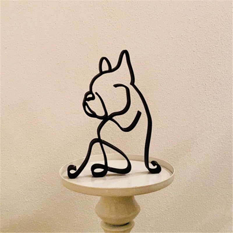 Sandsberg Eisenhund und Katzenskulpturen
