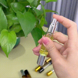 DualBloom™ 2-in-1-Roller und Sprühflasche | 3+3 gratis