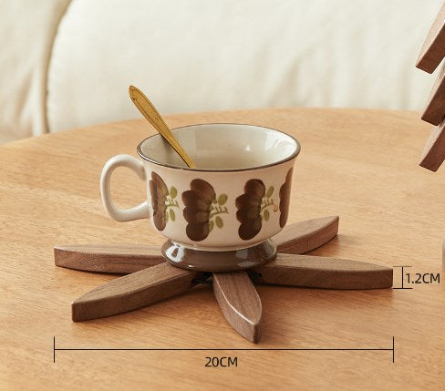 WoodJoy – Isolierte Untersetzer aus Massivholz im Weihnachtsbaum-Design