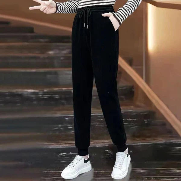 CozyCord – Damen Jogginghose aus Cord