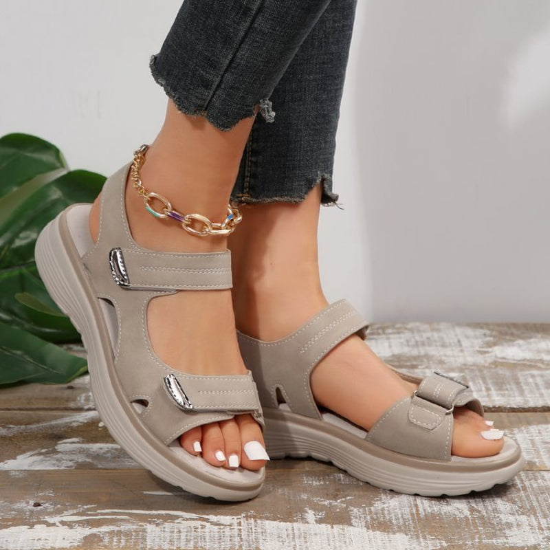 SunStyle - Damensandalen mit Keilabsatz | 50% Rabatt