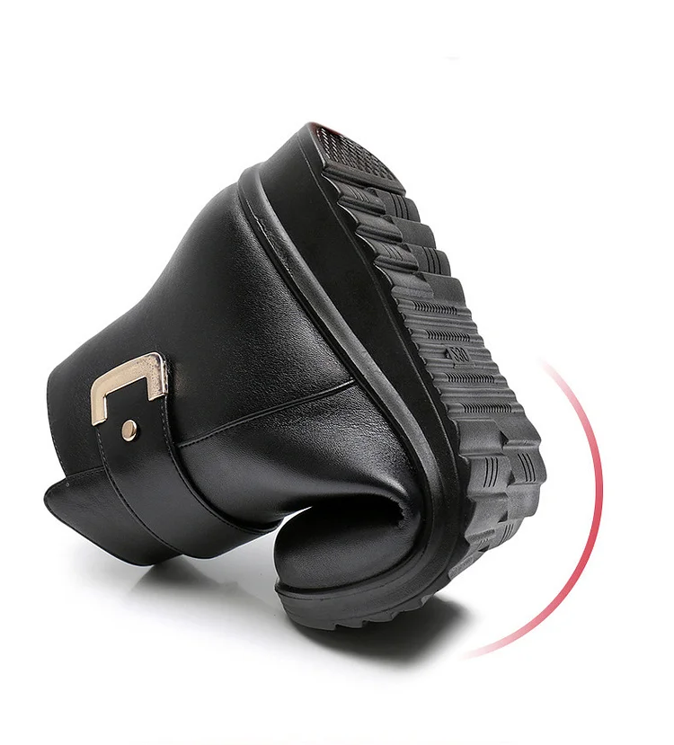 VelourStep – Aksamitne Lederschuhe mit Metallschnalle