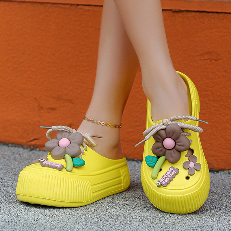 BreezeBloom™ Luftige Pantoffeln mit Blumendekor | 1+1 GRATIS