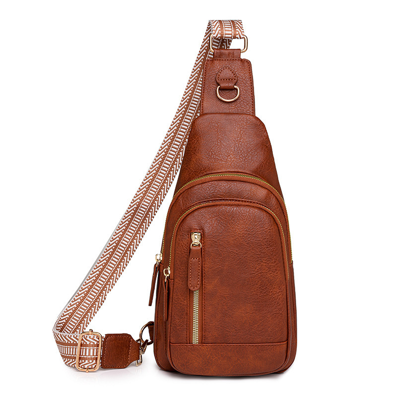 EleganzBag – Modische Damen-Lederschultertasche