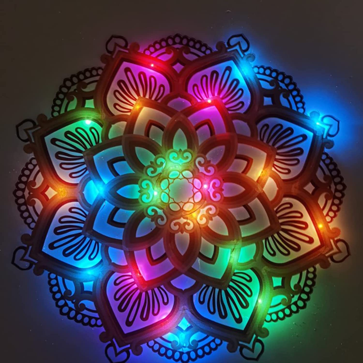 Lumora – Mandala LED Wandlampe