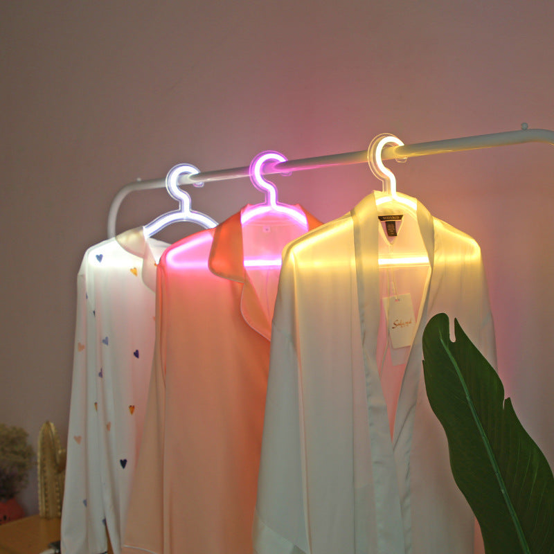 NeonBügel™ LED Licht Kleiderbügel | 2+1 GRATIS