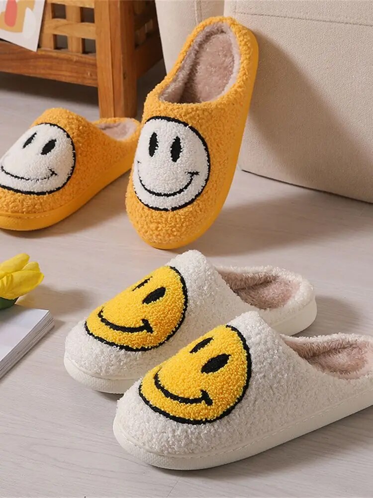HappyFeet™ Smiley-Face-Schuhe | 50% Rabatt