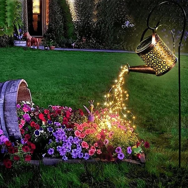 Marty™ - Leuchtende Gießkanne Gartendekoration
